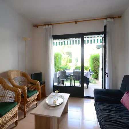 The In Has 2 Bedrooms Pals